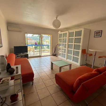 Avec Grande Terrasse, Piscine Chauffee Et Parking, A 700m Des Plages De - Fr-1-309-402 Collioure