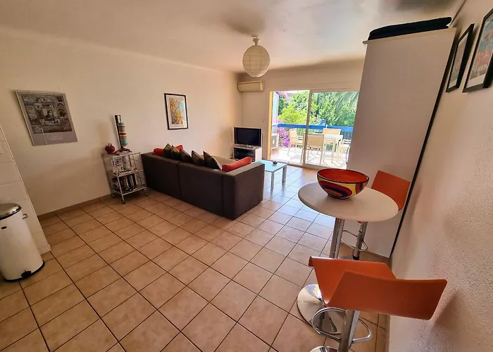 Avec Terrasse, Piscine Chauffee Et Parking A - Fr-1-309-402 Apartment