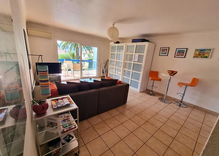 Apartment Avec Terrasse, Piscine Chauffee Et Parking A - Fr-1-309-402